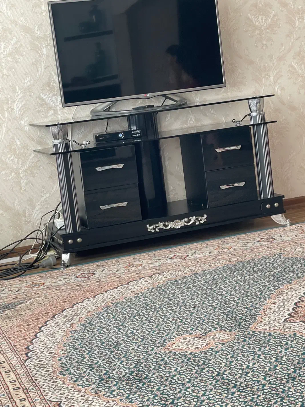 میز تلویزیون|میز تلویزیون|اردبیل, |دیوار