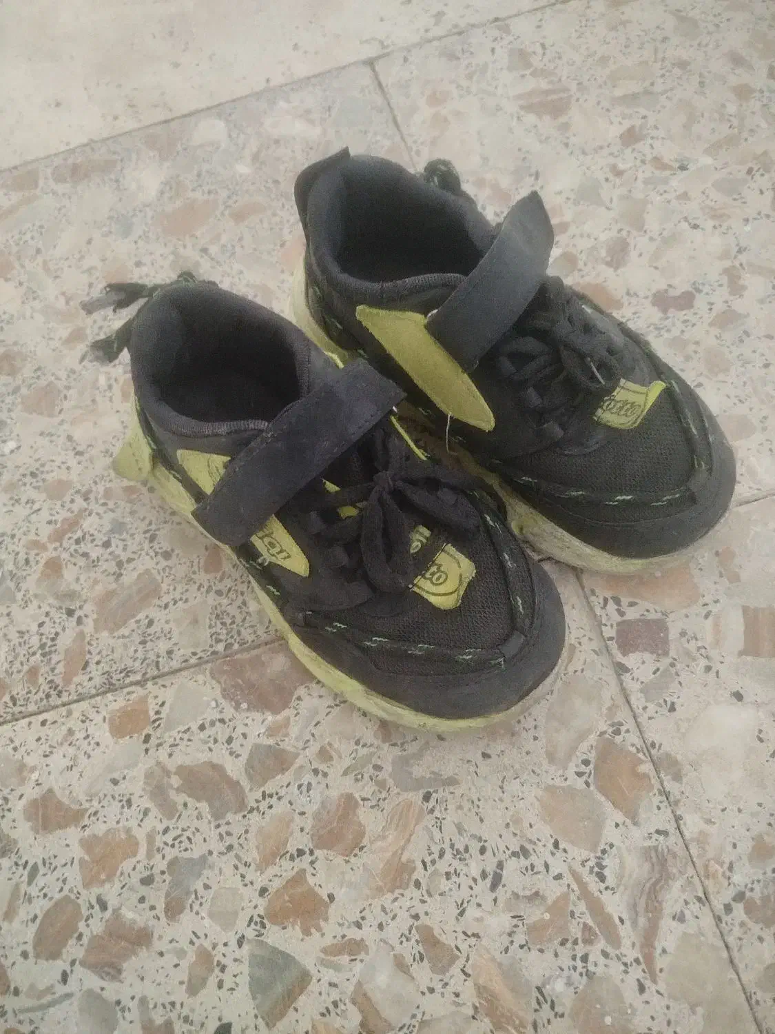 کفش بچگانه|کفش و لباس بچه|یزد, |دیوار