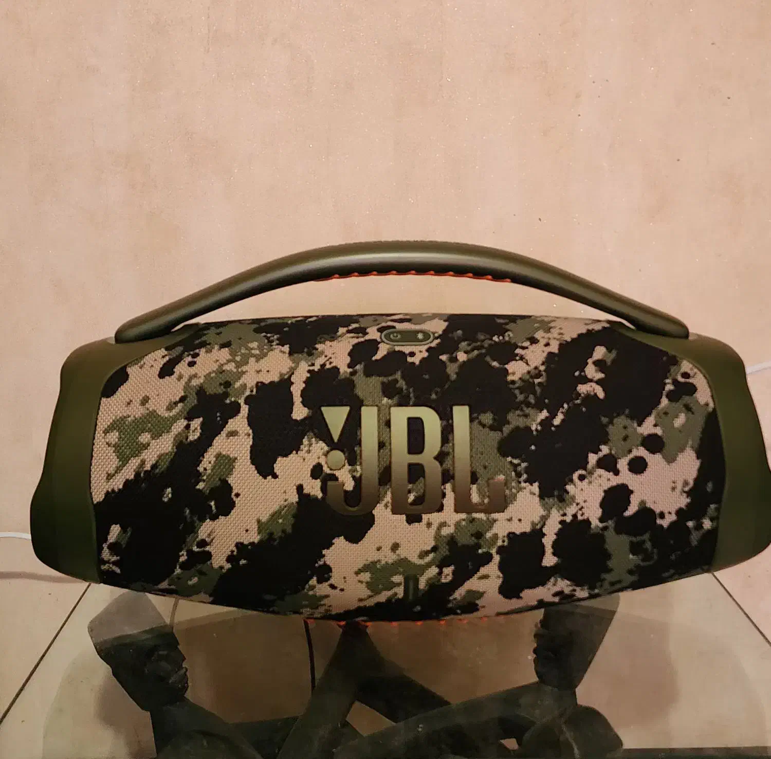 اسپیکرjbl|پخش‌کننده همراه|صدرا-فارس, فاز ۱|دیوار