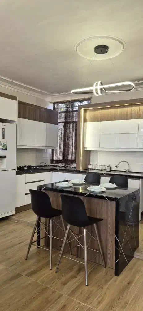 اجاره آپارتمان شیک مدرن، کوتاه مدت و روزانه|اجارهٔ کوتاه‌مدت آپارتمان و سوئیت|هشتگرد, شهرک آفتاب|دیوار