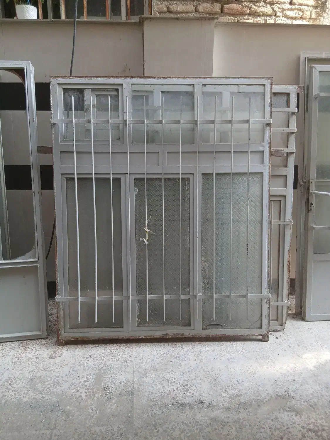 در و پنجره اهنی سنگین مخصوص ویلایی و روستا|مصالح و تجهیزات ساختمان|گرگان, |دیوار