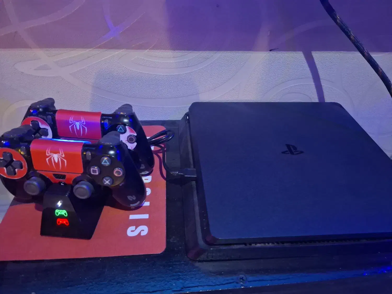 فروش ۳عدد تلویزیون و ۴عدد پلی استیشن ۴،۵|کنسول، بازی ویدئویی و آنلاین|ابهر, |دیوار