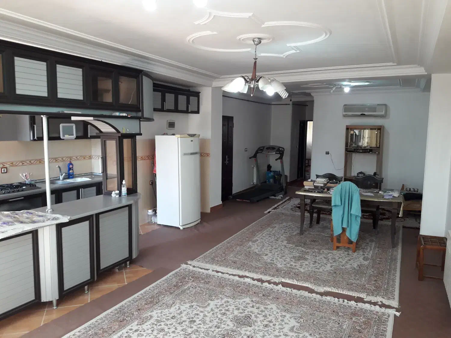 ۱۱۰ متر  دو  خواب  حافظ آباد جنب خیابان اصلی|اجارهٔ آپارتمان|رشت, یخسازی|دیوار