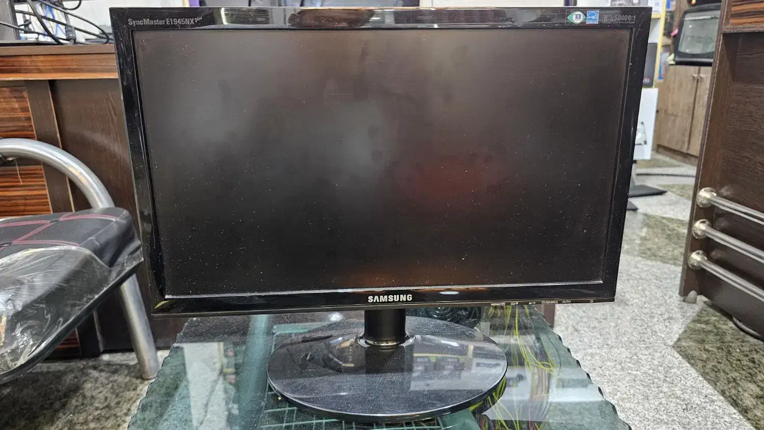 مانیتور LCD سامسونگ|قطعات و لوازم جانبی رایانه|تهران, فلسطین (میدان انقلاب)|دیوار