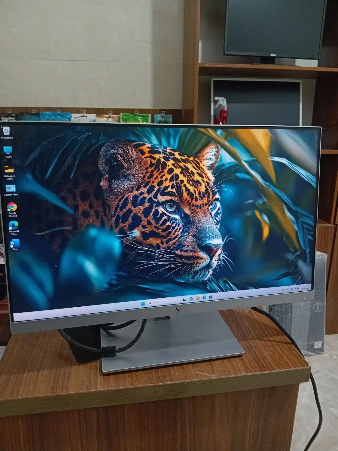 مانیتور ۲۴ اینچ فریم لس برند HP|قطعات و لوازم جانبی رایانه|بابل, |دیوار