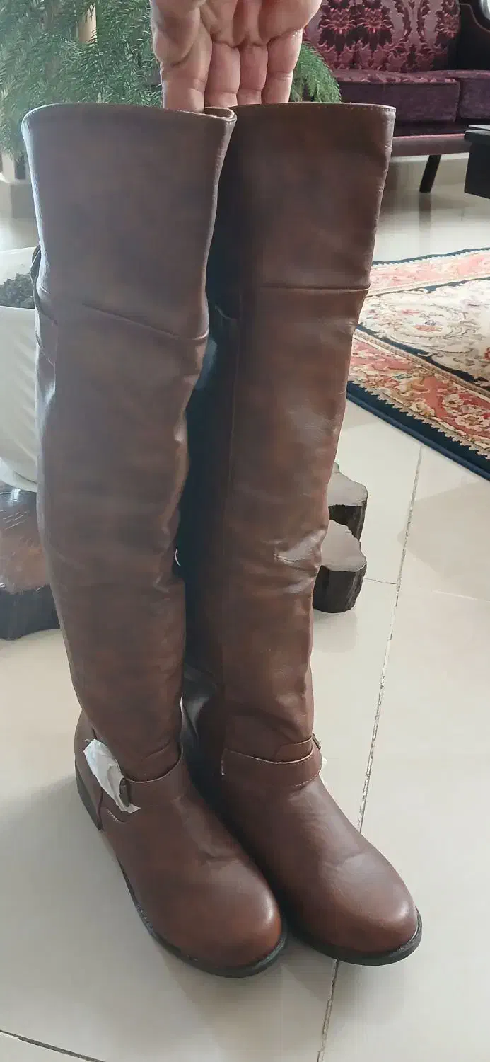 یک جفت بوت آک بند|کیف، کفش، کمربند|پول, |دیوار