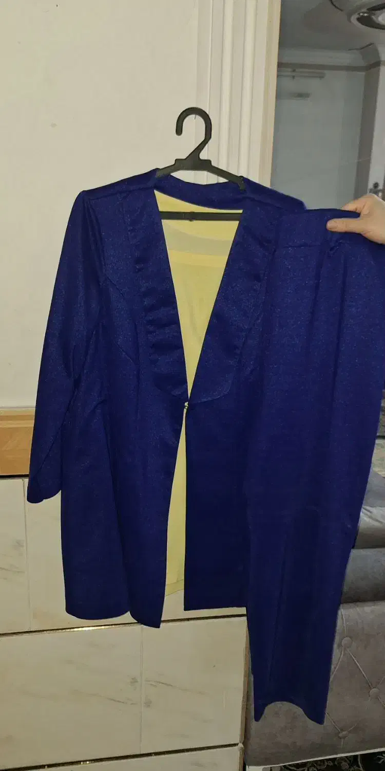 لباس|لباس|تاکستان, |دیوار