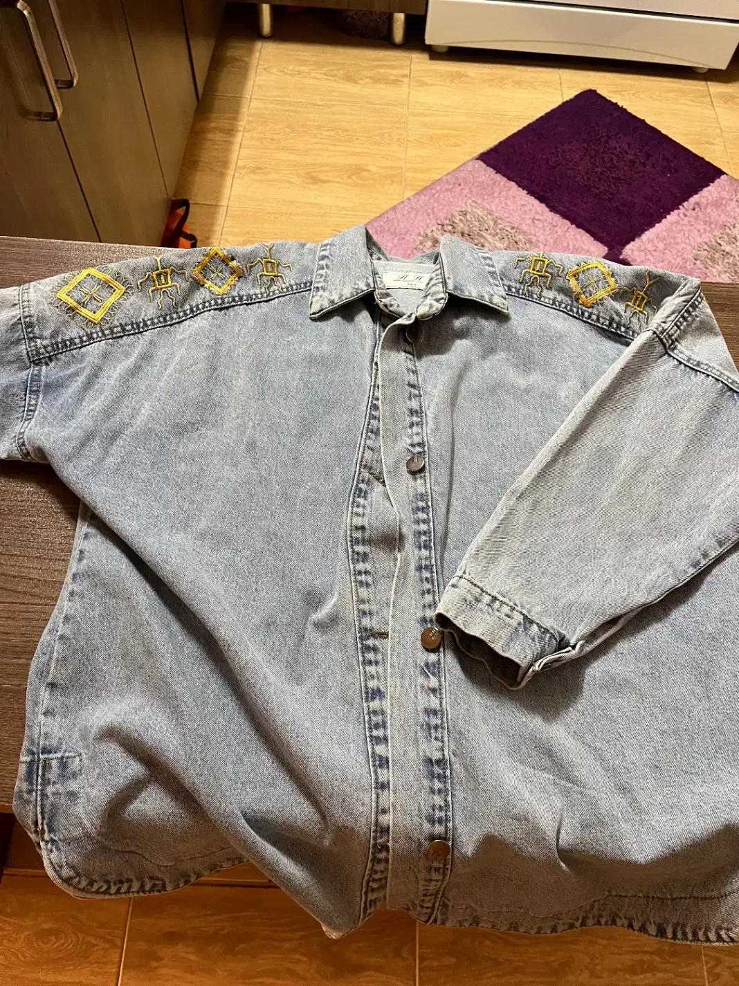 کت لی|لباس|مشهد, هنرستان|دیوار