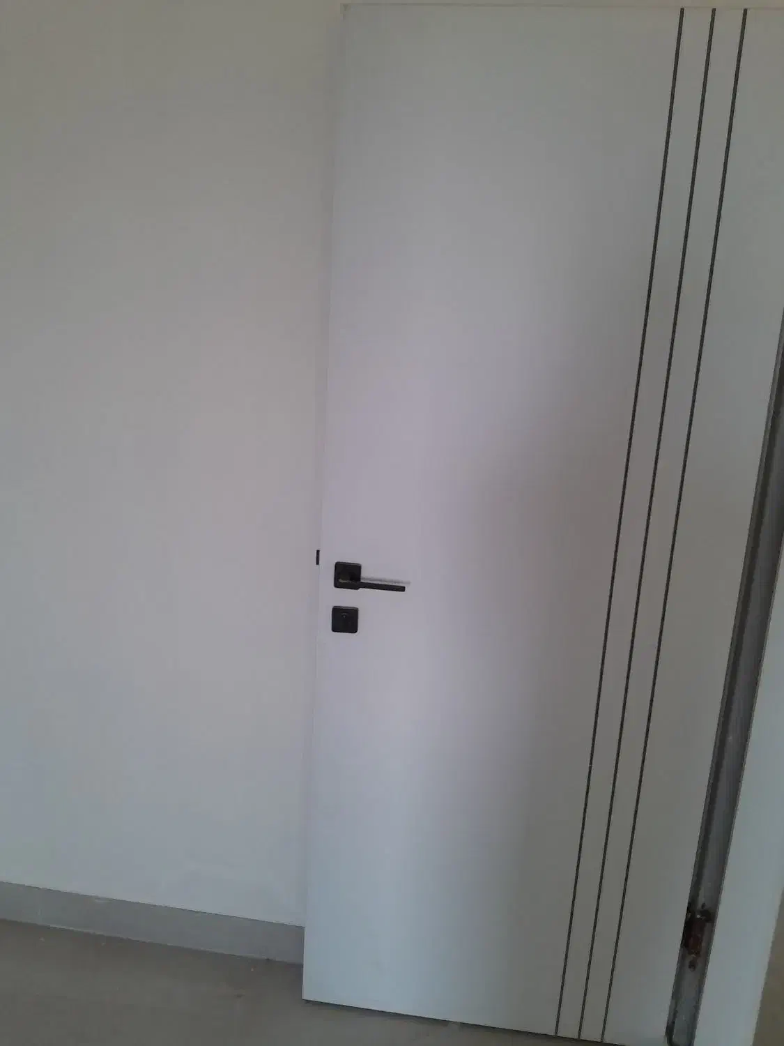 سه عدد در چوبی سفید سالم|مصالح و تجهیزات ساختمان|رشت, گلباغ نماز|دیوار