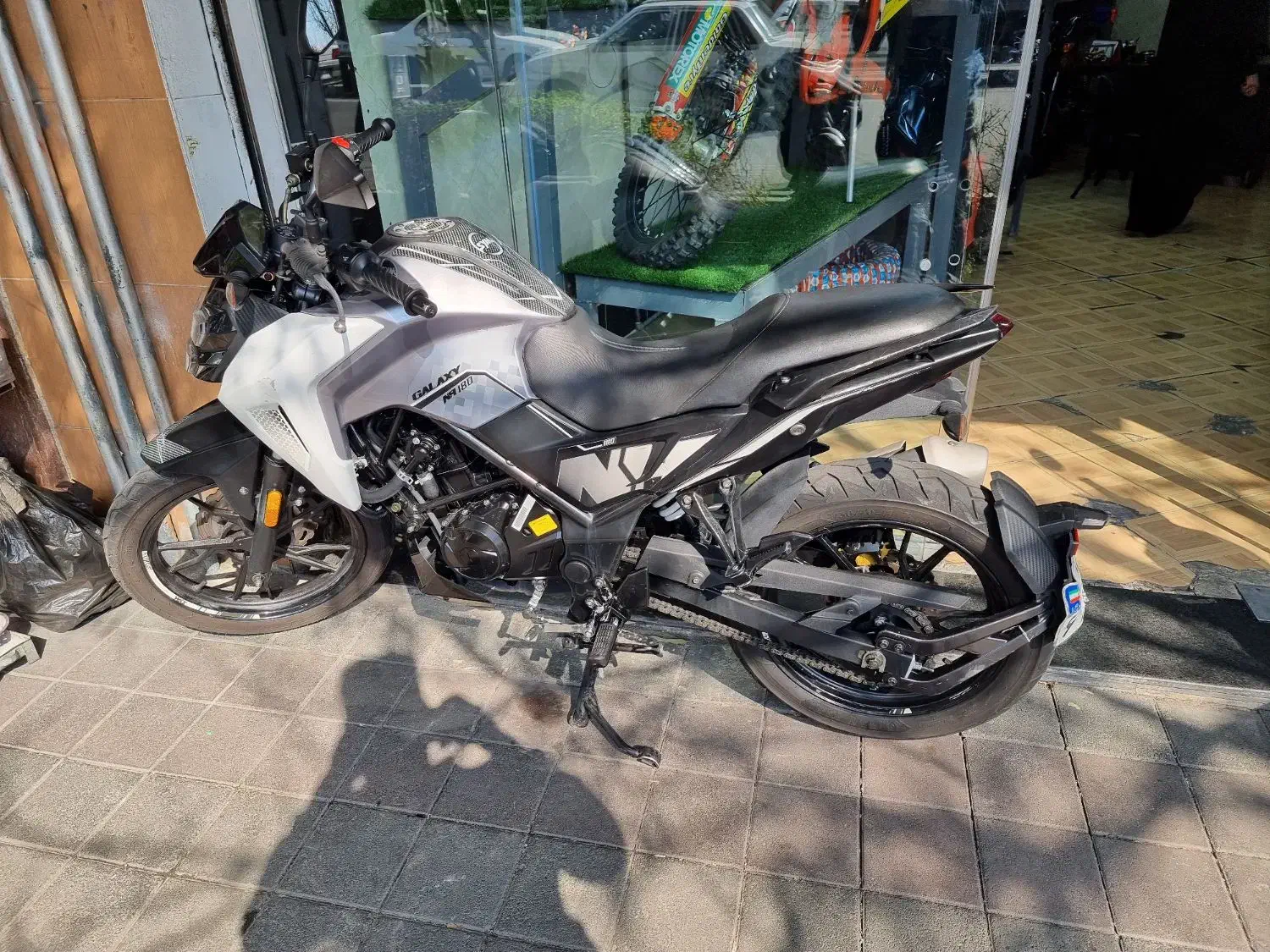 na180 1403|موتورسیکلت|تهران, ارامنه|دیوار