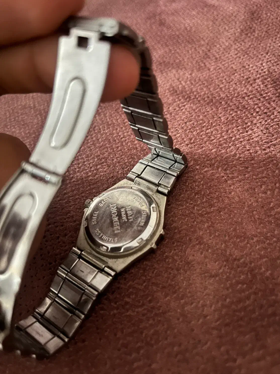 ساعت مردانه و زنانه|ساعت|کاشمر, |دیوار