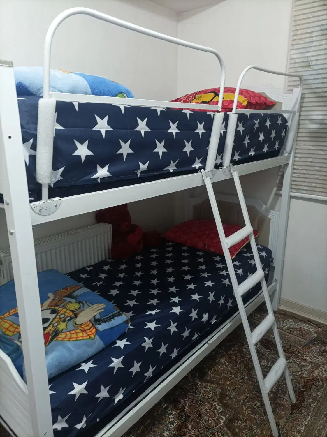 تخت خواب دو طبقه همراه با تشک  کاملا نو|تشک تختخواب|نسیم‌شهر, |دیوار