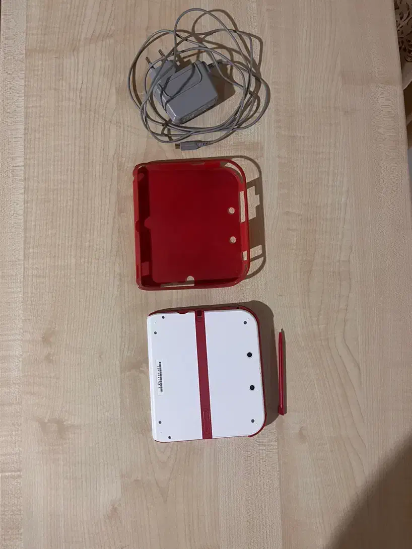 Nintendo 2ds|کنسول، بازی ویدئویی و آنلاین|کرج, خرمدشت|دیوار