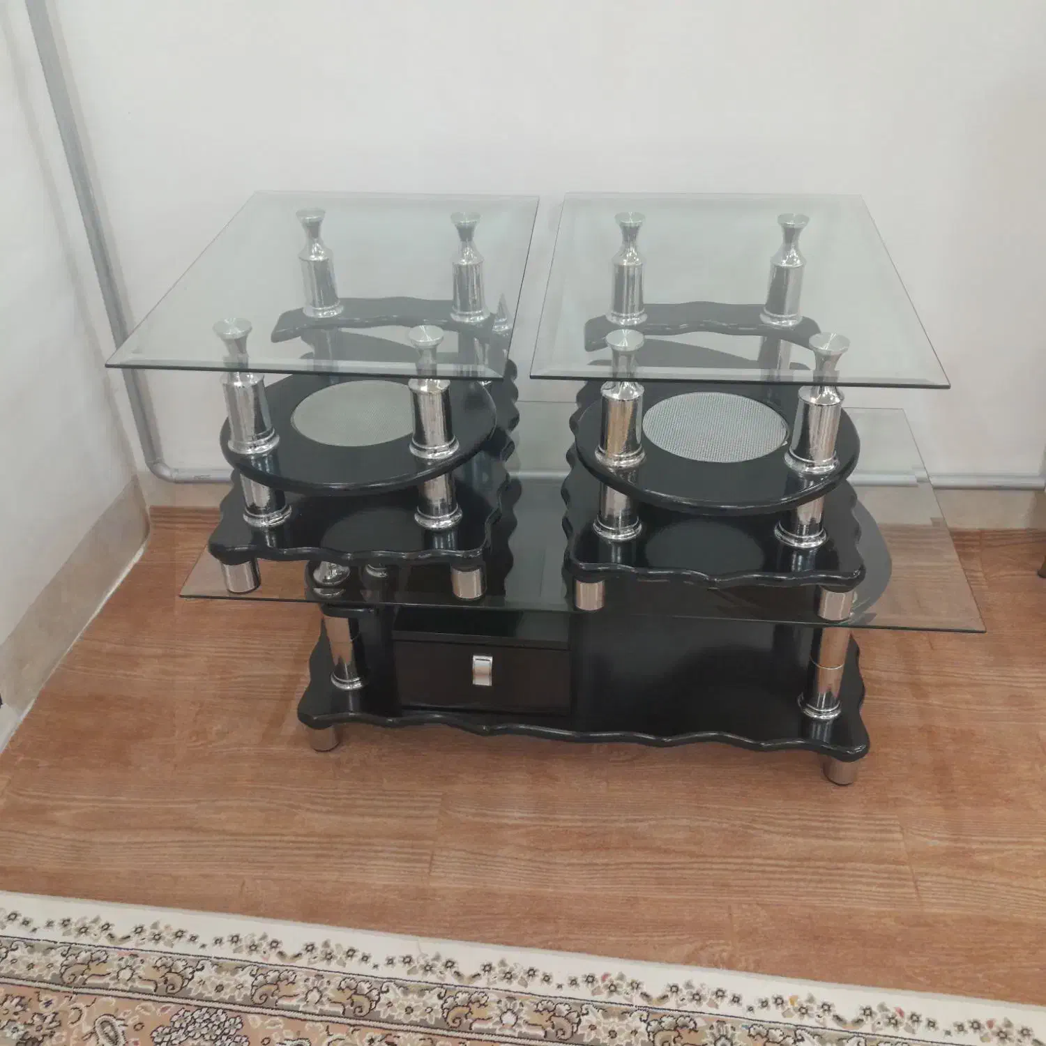 مبل راحتی 7 نفره سالم بدون ایراد  با جلو مبلی|مبلمان خانگی و میز عسلی|ماکو, |دیوار