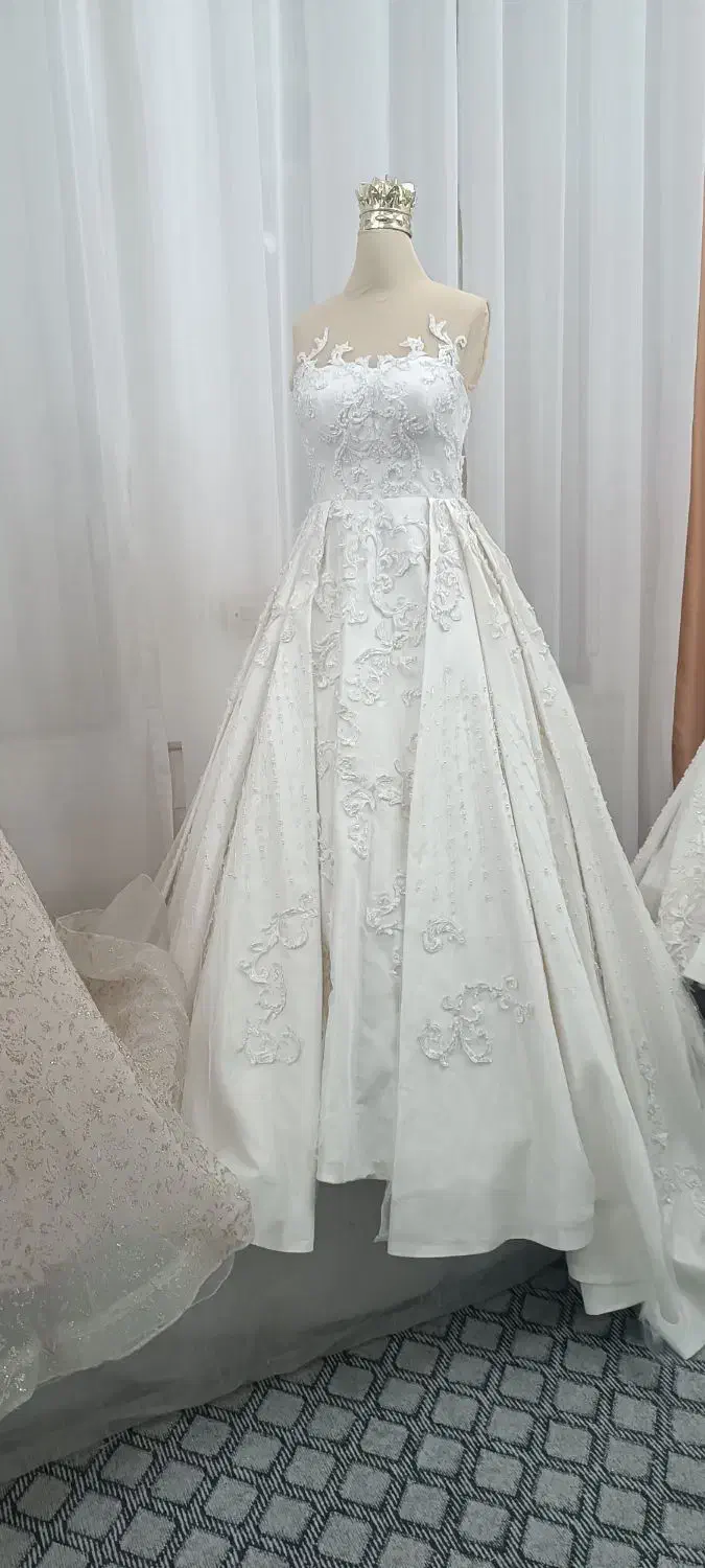 لباس عروس|لباس|یزد, |دیوار