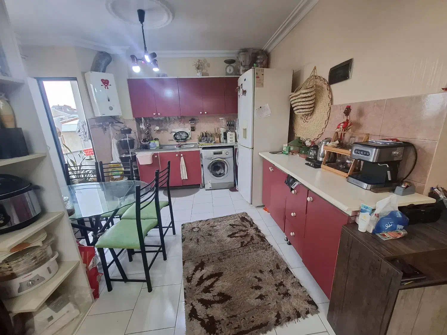 واحد ۷۰متری مفید / سند/ لاکانی براصلی صندوق عدالت|فروش آپارتمان|رشت, چله خانه|دیوار