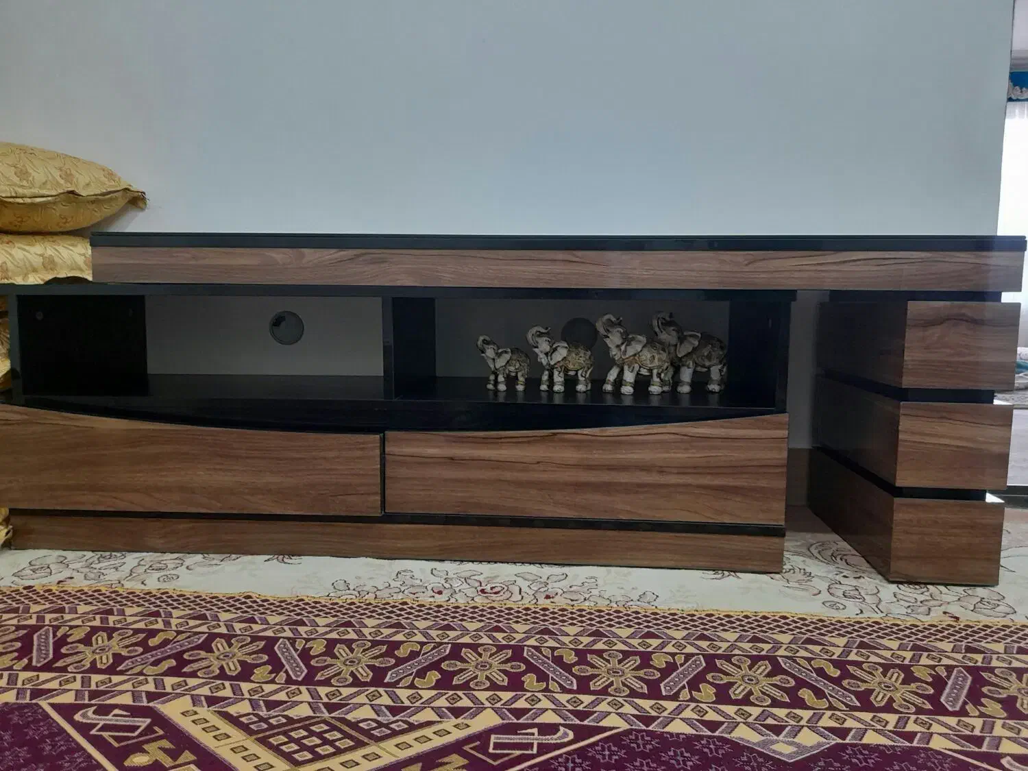 میز زیرتلویزیون|میز تلویزیون|فامنین, |دیوار