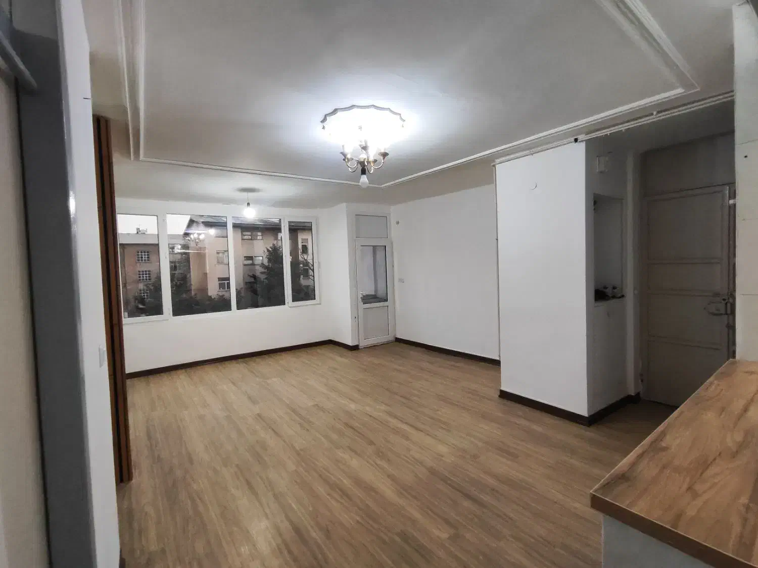 آپارتمان دو خوابه در اپارتمانی های ادب|فروش آپارتمان|سنندج, |دیوار