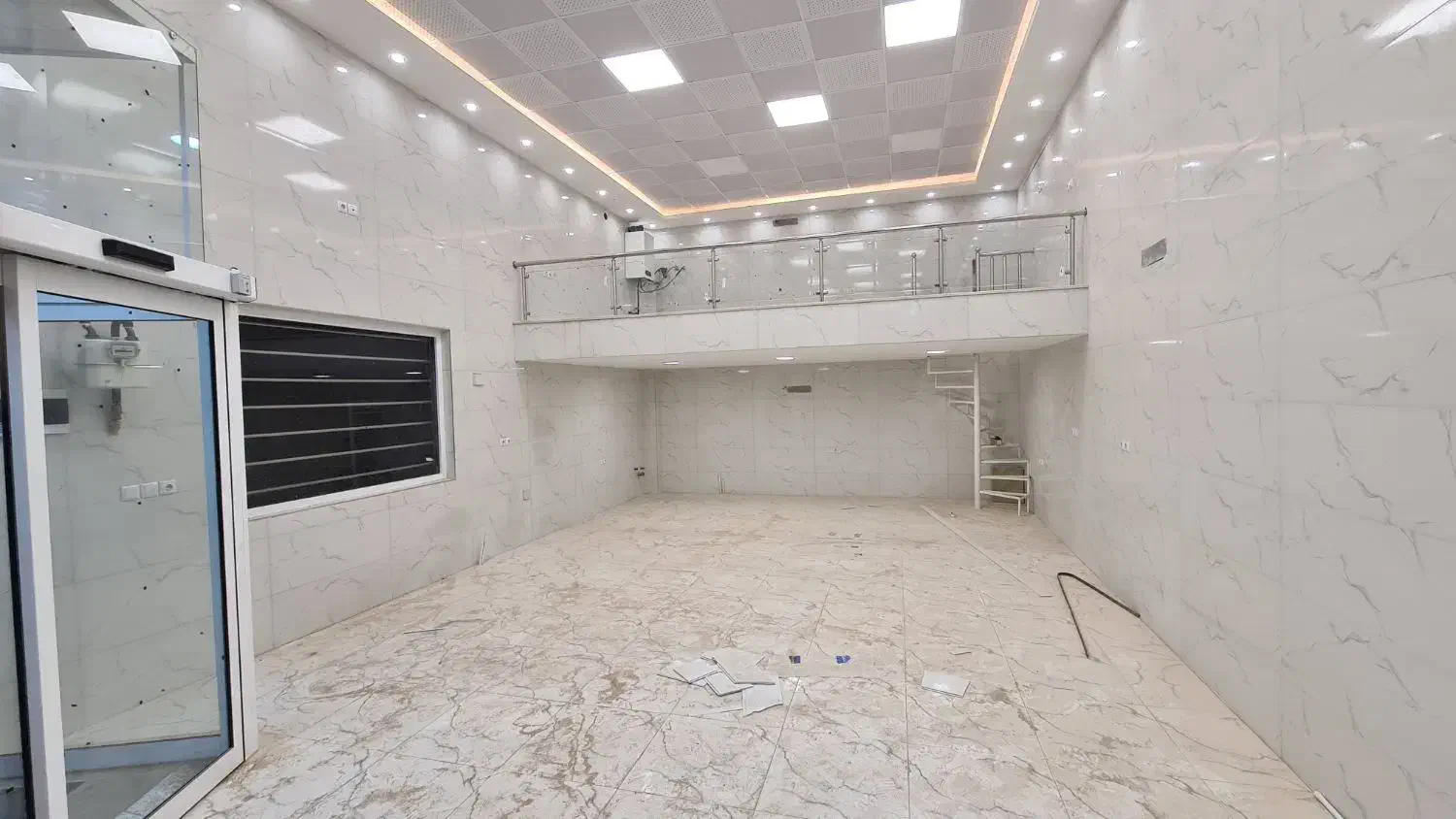 اجاره ای تجاری ۱۵۰متری|اجارهٔ مغازه و غرفه|طبس, |دیوار