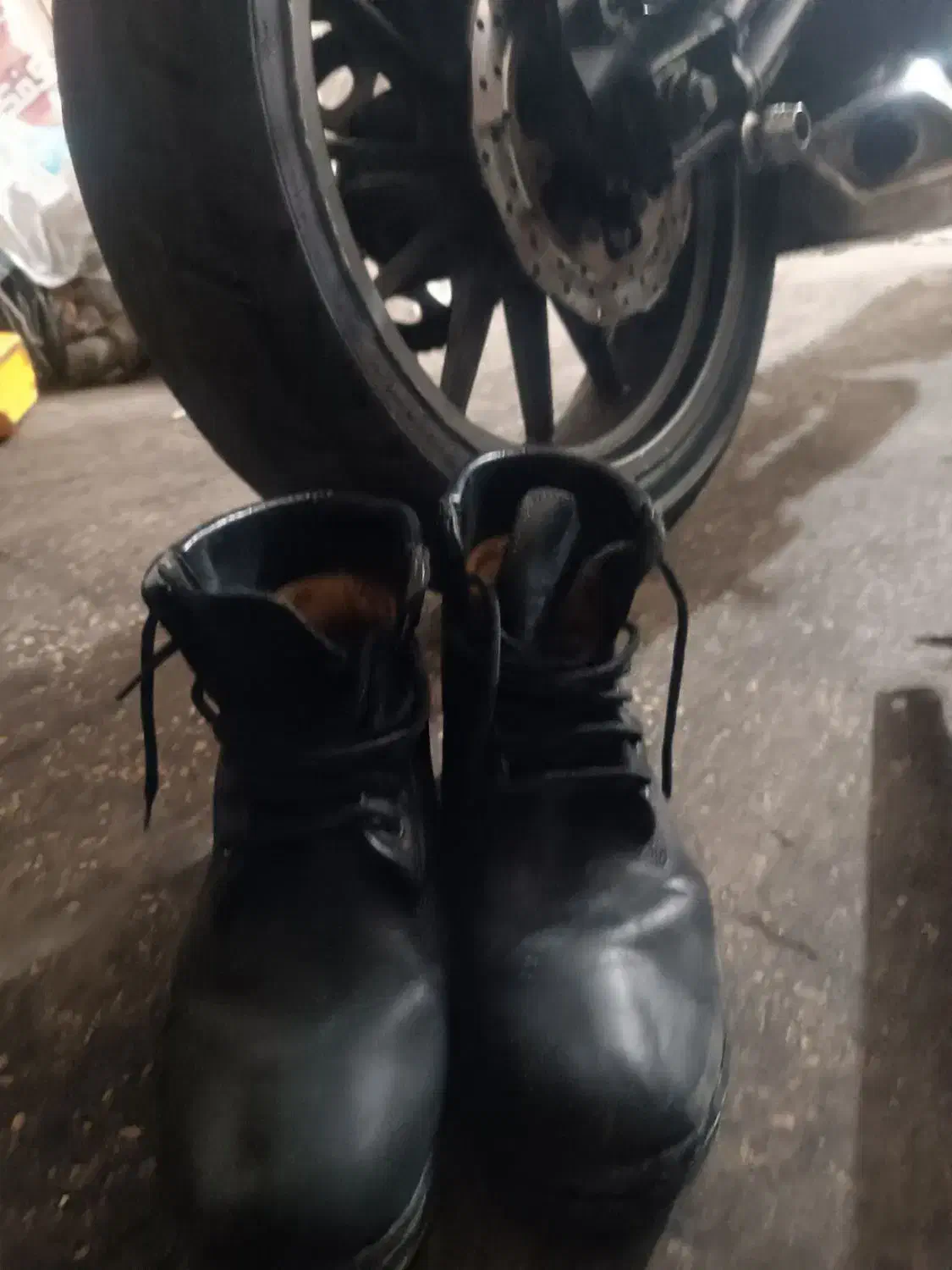 نیم بوت چرم اصل ایتالیایی هک شده|کیف، کفش، کمربند|گرگان, |دیوار