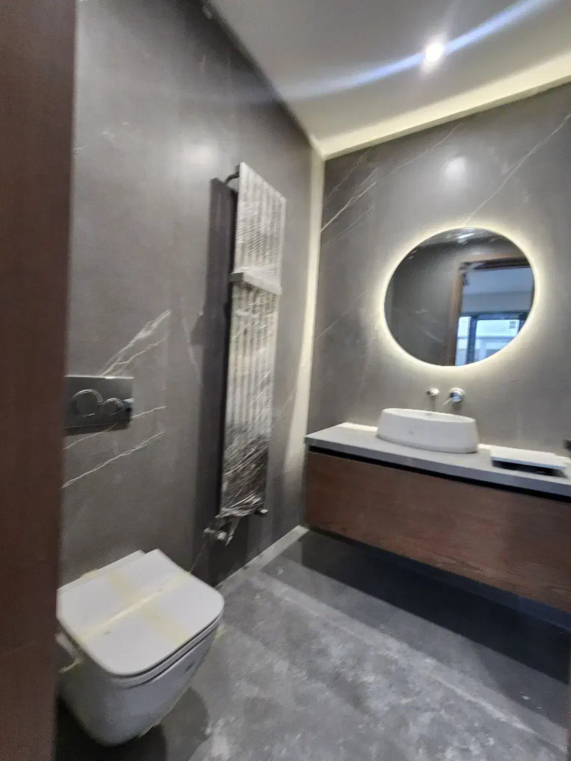 آپارتمان۱۹۰ متر ۳ خواب/ویو کوهستان/بدون مشرف