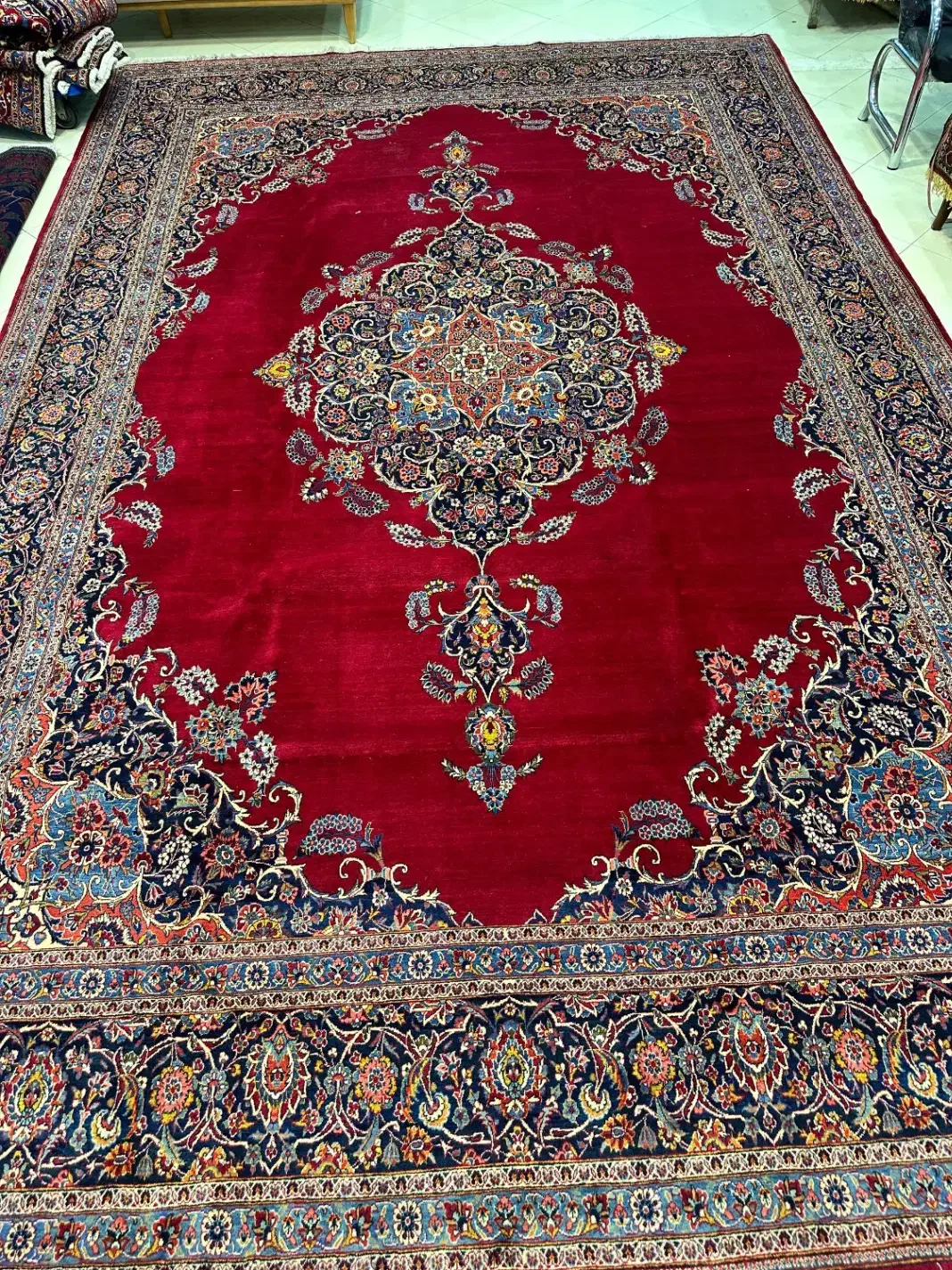 فرش دستبافت 19متری کهنه ذات کاشان زمینه لاکی|فرش|مشهد, فلسطین|دیوار