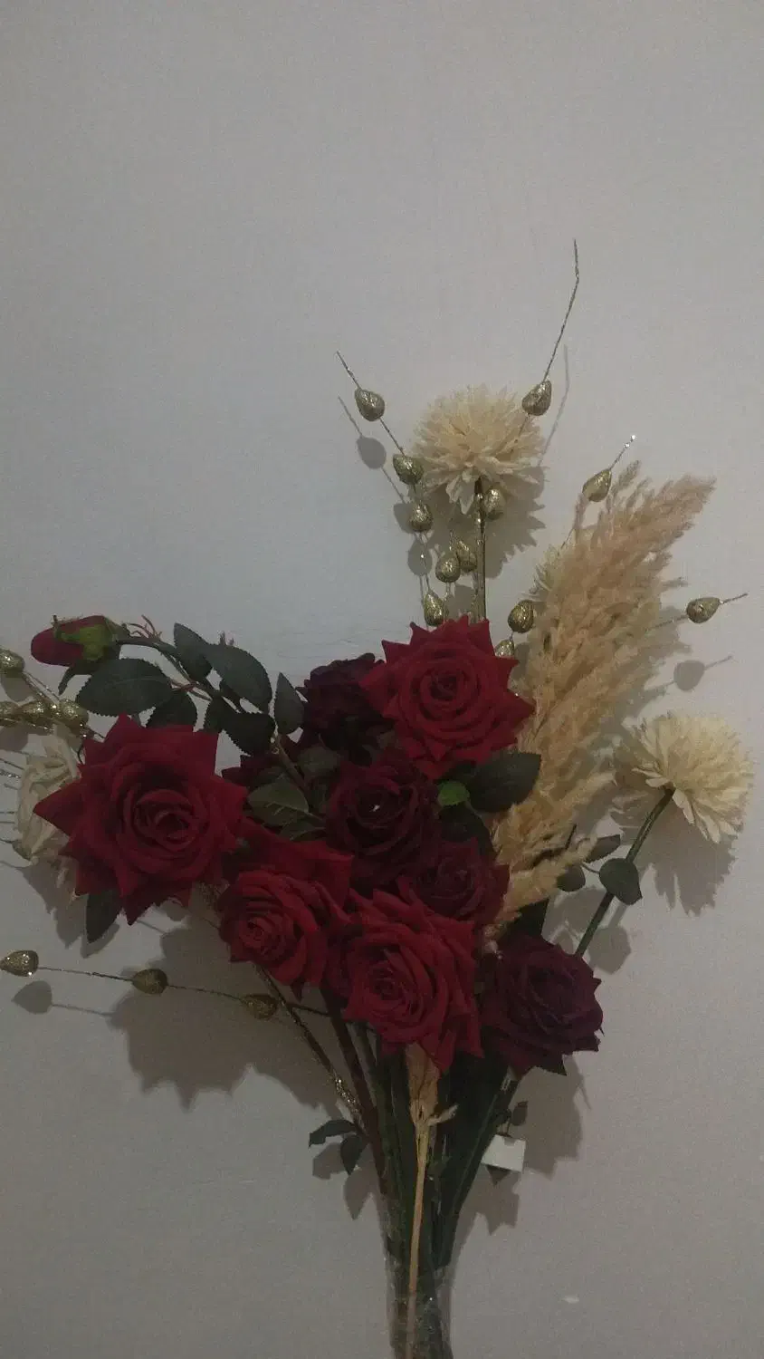 گل رز و گل توپی دوازده شاخه|گل مصنوعی|اسدآباد, |دیوار