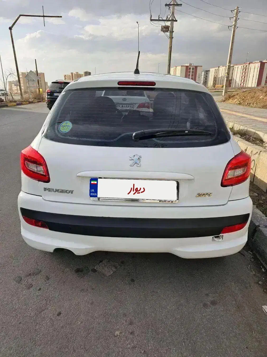 207 بی رنگ مدل 1401|خودرو سواری و وانت|هشتگرد, شهرک پامچال|دیوار