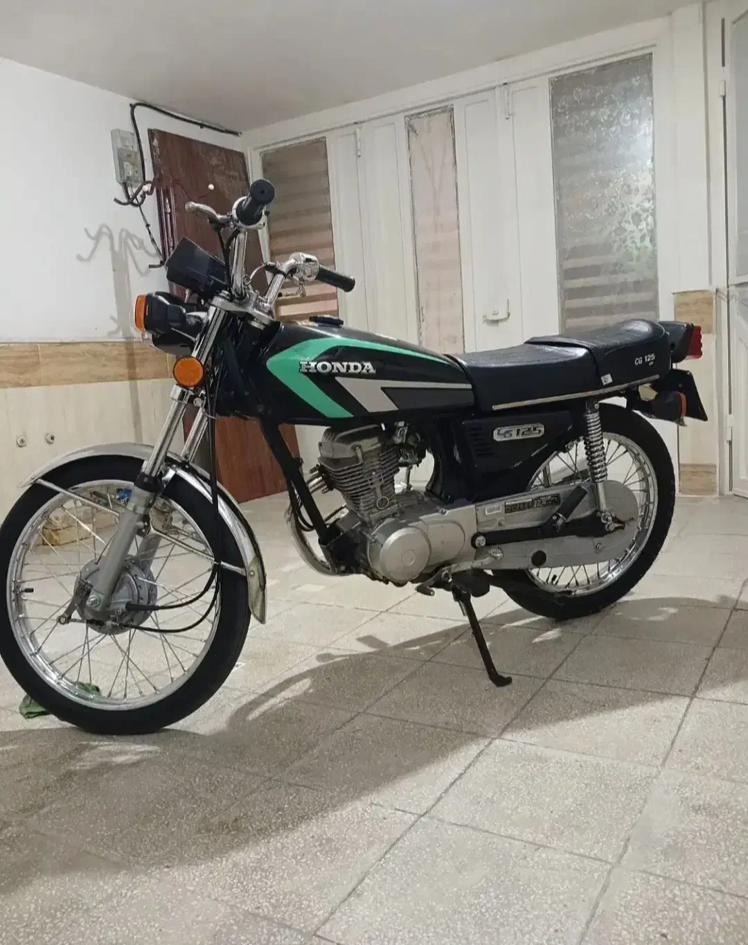 هندا Cdi ژاپنی ۷۶ کمکار بدون خرج|موتورسیکلت|قم, شهرک امام حسن|دیوار