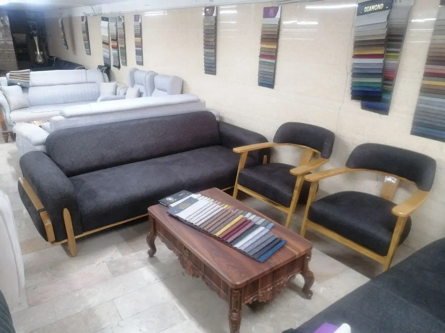 مبل  باشکوه|مبلمان خانگی و میز عسلی|مشهد, شیرحصار|دیوار