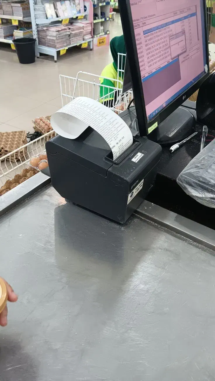 صندوق فروشگاهی لمسی به همراه پرینتر|فروشگاه و مغازه|خرمآباد, |دیوار