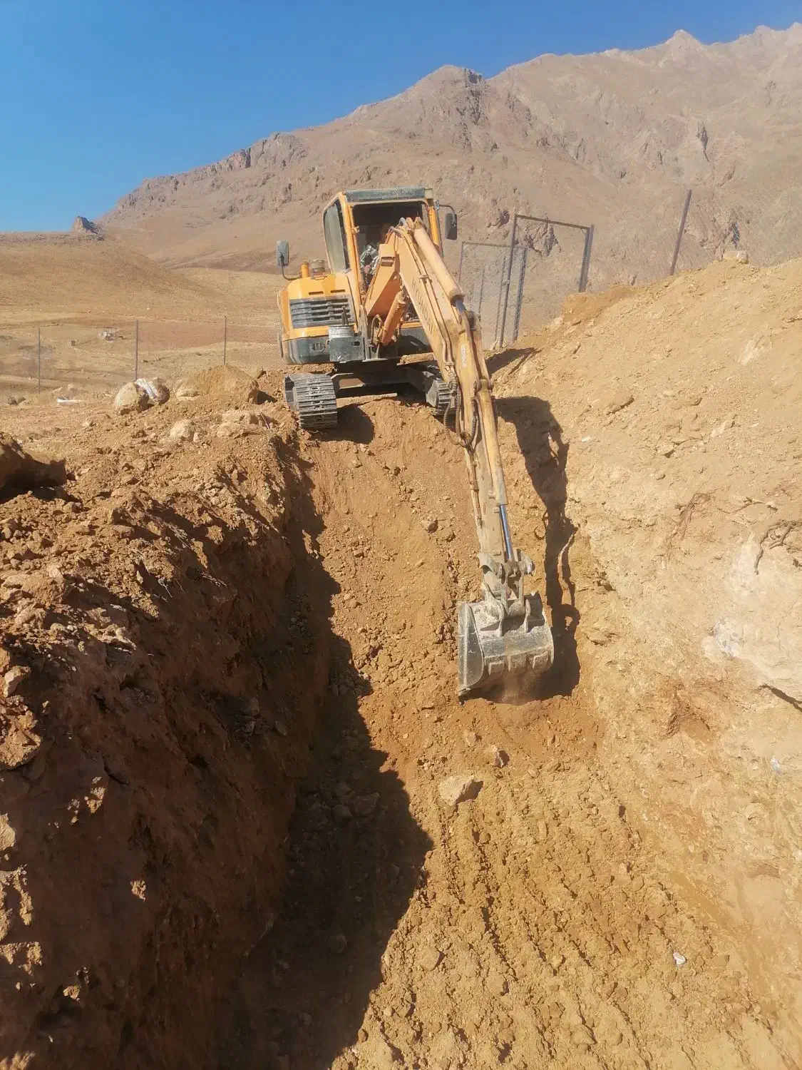 اجاره مینی بیل هیوندا R60|خدمات حمل و نقل|داران, |دیوار