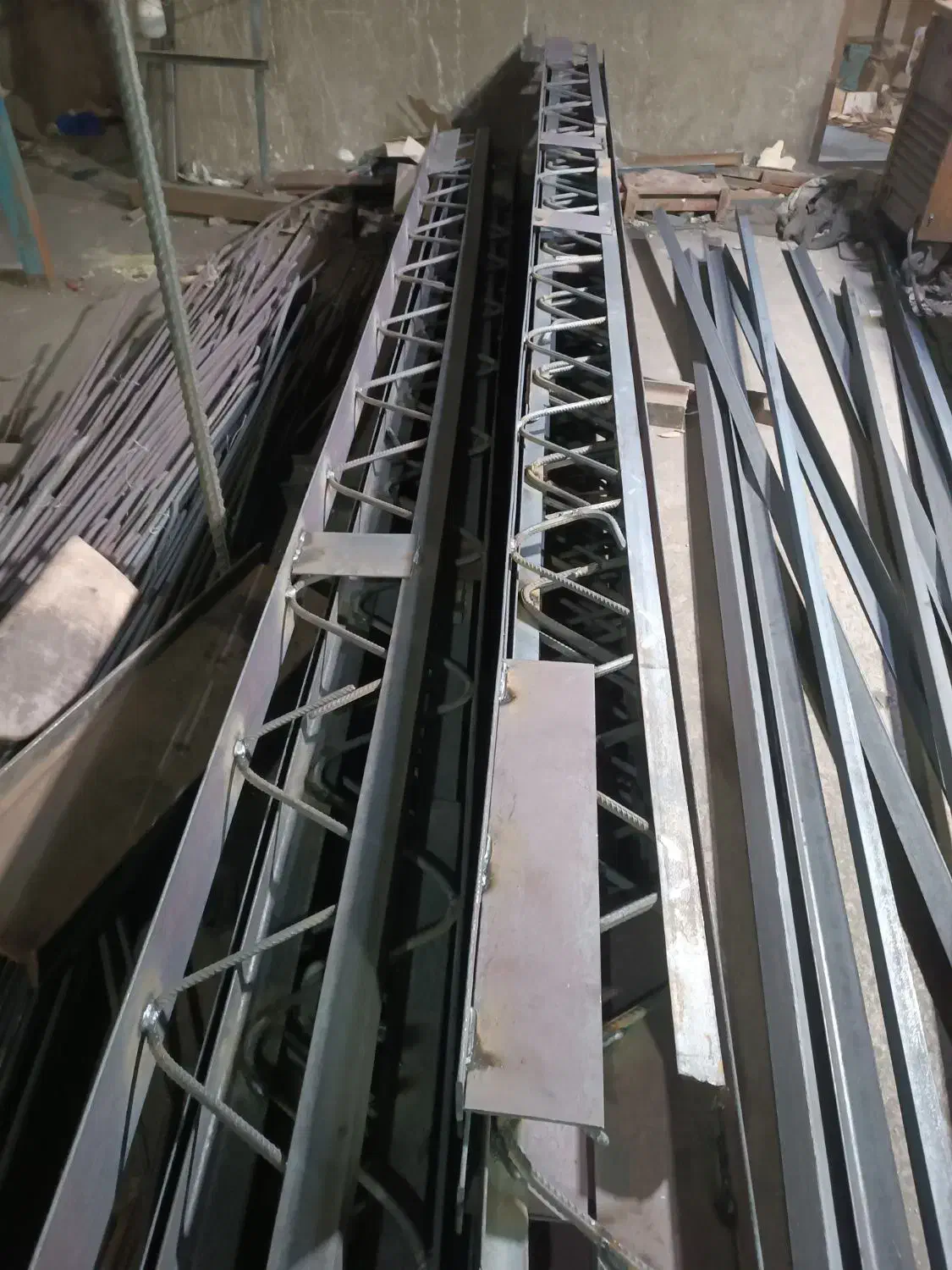 تیرچه کرومیت فلزی|مصالح و تجهیزات ساختمان|مشهد, بهاران|دیوار