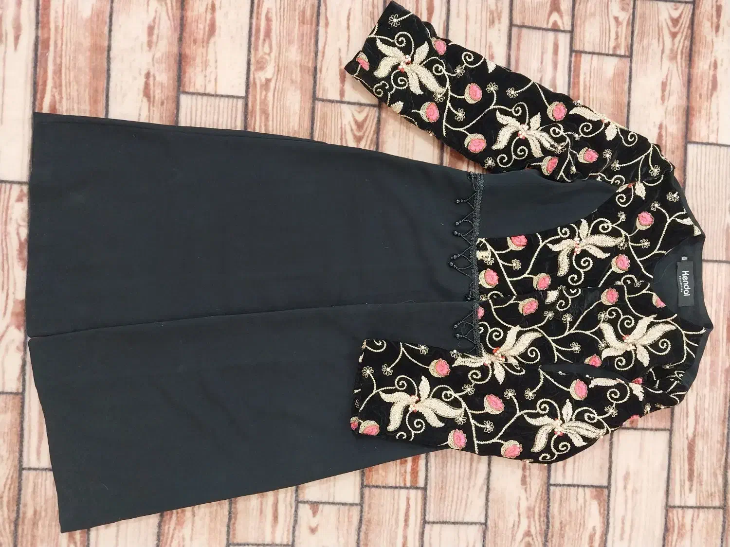 لباس|لباس|ارومیه, |دیوار