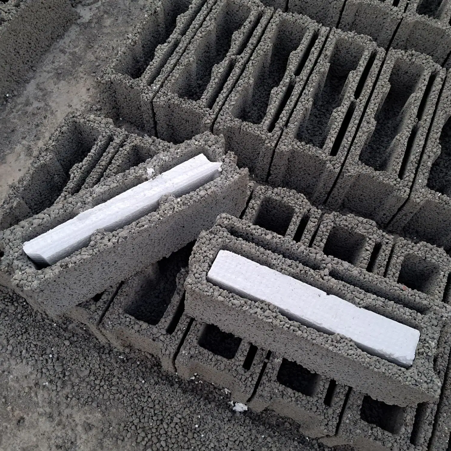 تولید انواع بلوک.دارای استاندارد ملی|مصالح و تجهیزات ساختمان|همدان, |دیوار