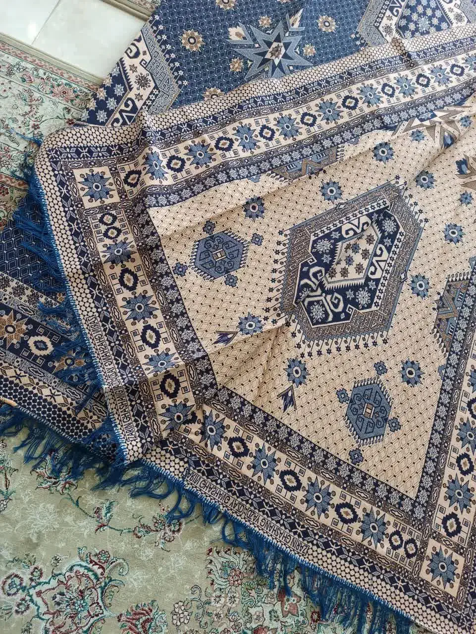 روفرشی ۱۲ متری|روفرشی|اصفهان, شیخ اشراق|دیوار