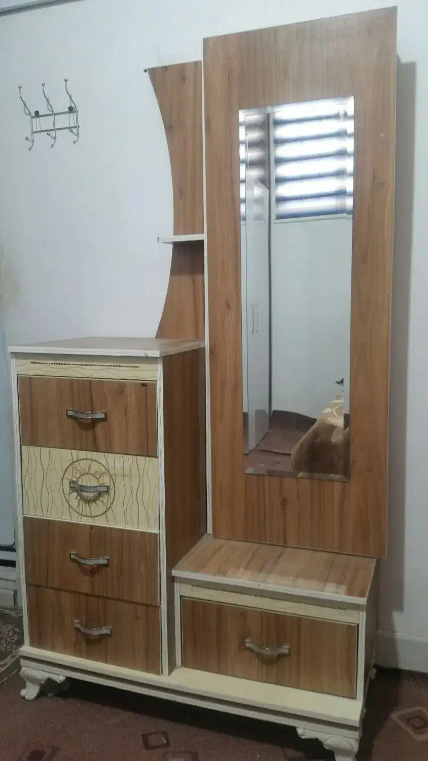 آیینه کنسول|بوفه، ویترین، کنسول|نیشابور, میدون بار|دیوار