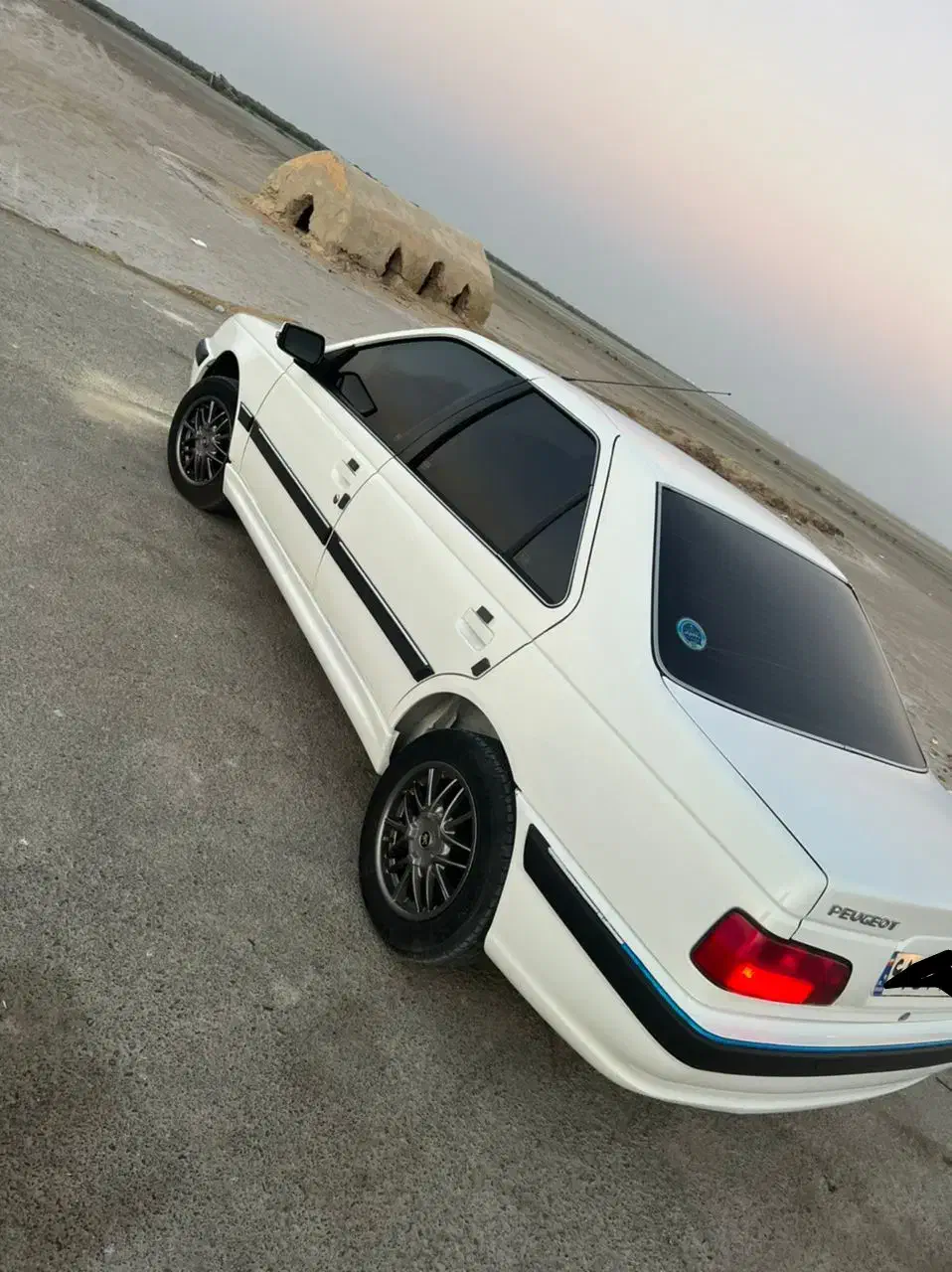 ماشین پژو پارس سال|خودرو سواری و وانت|بندرعباس, |دیوار