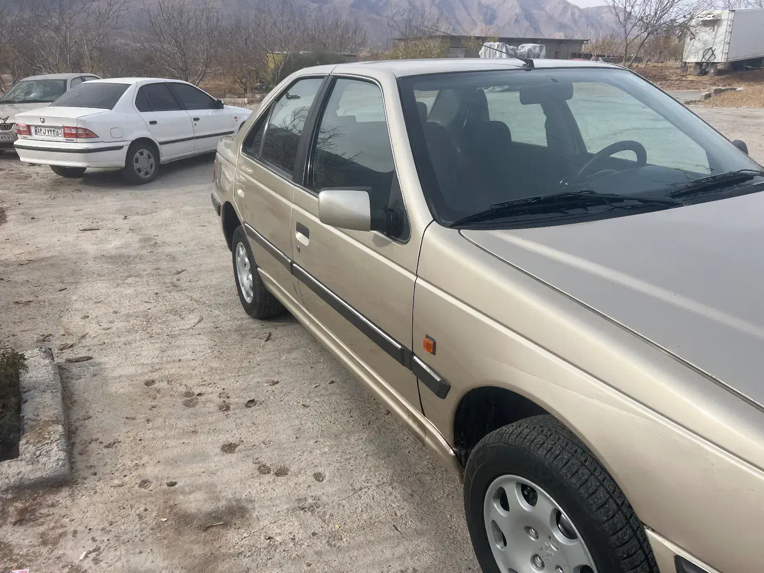 پارس ۸۵|خودرو سواری و وانت|اصفهان, مرداویج|دیوار