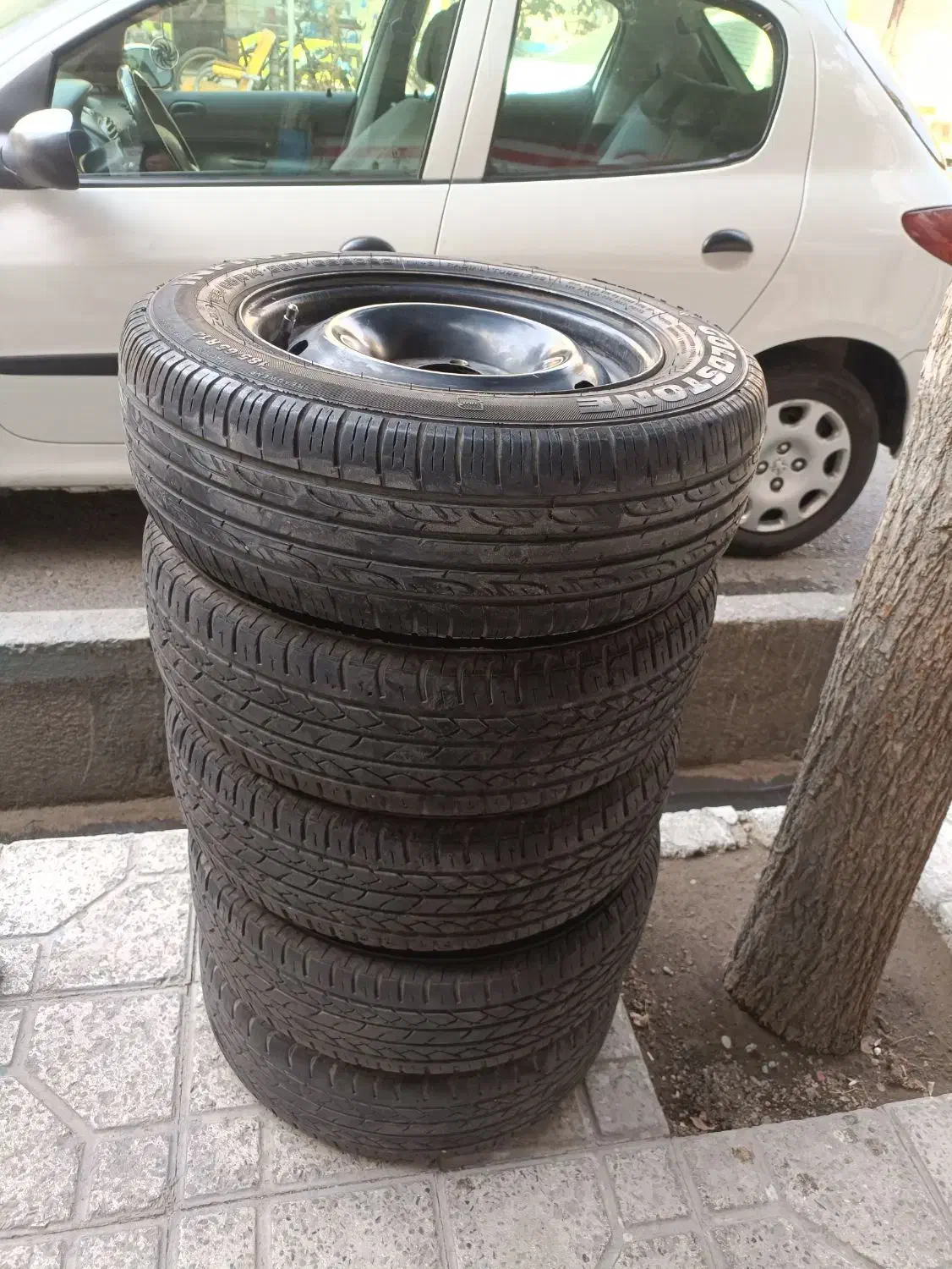 رینگ با لاستیک سایز 14|قطعات یدکی و لوازم جانبی|اسلام‌شهر, شهرک توحید|دیوار