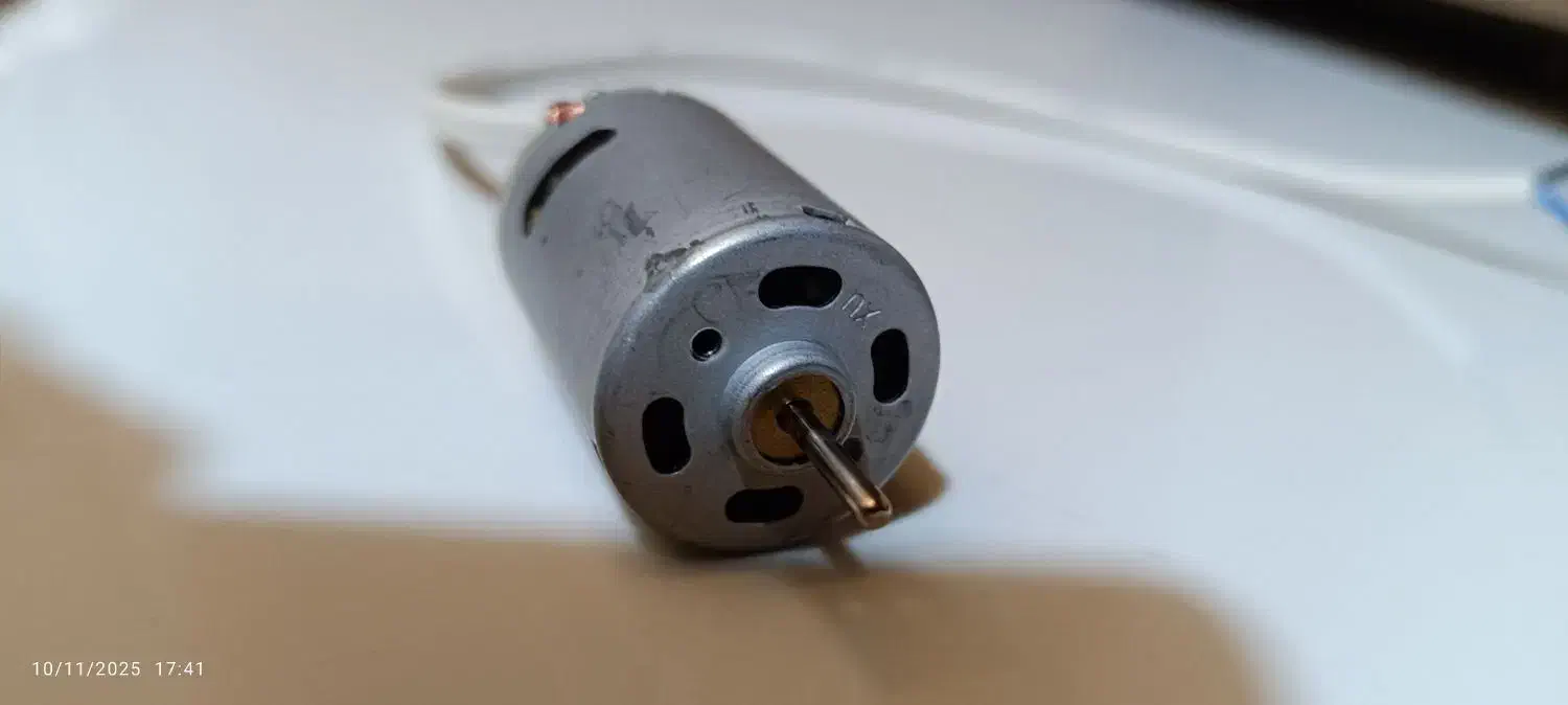 ارمیچر بزرگ|ابزارآلات|تکاب, |دیوار