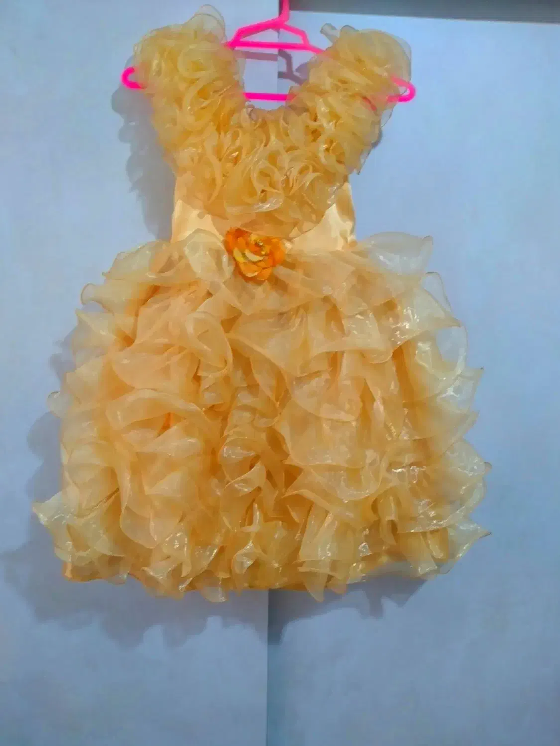 لباس عروسک کاملا نونو اصلا پوشیده نشده حتی یک بار|کفش و لباس بچه|مشکیندشت, |دیوار