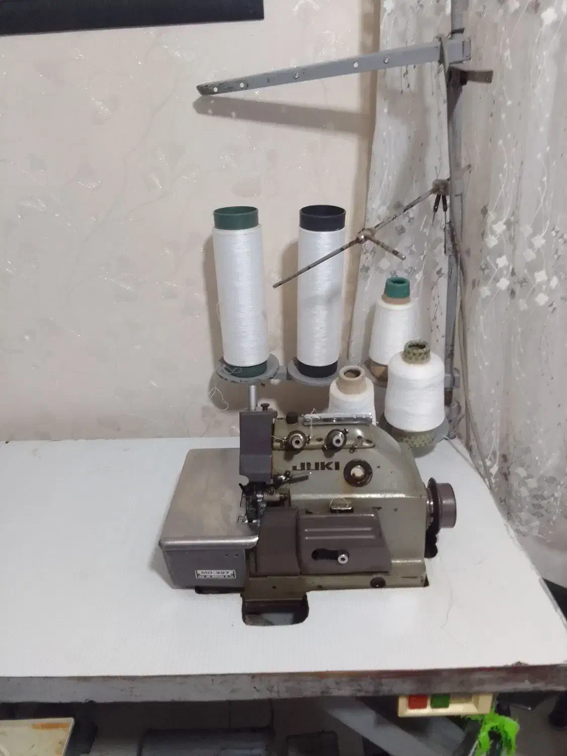 فروشی|چرخ خیاطی و ریسندگی|سنگر, |دیوار