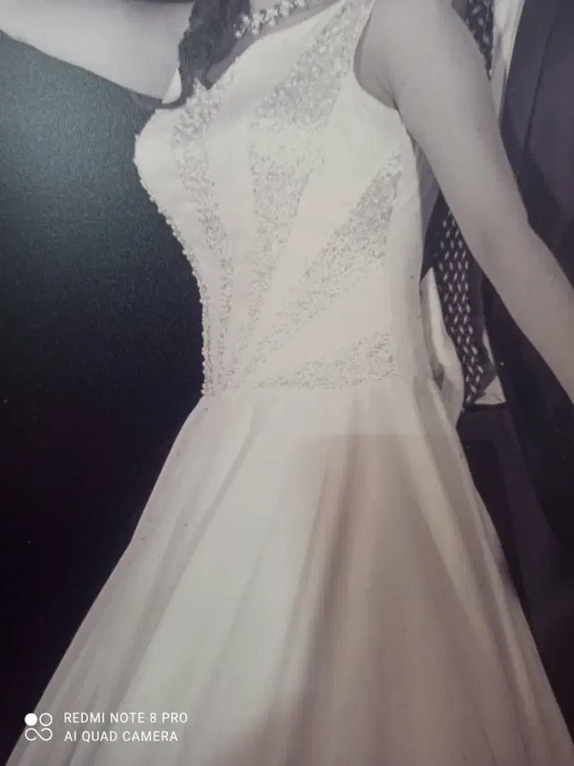 لباس عروس|لباس|جهرم, |دیوار