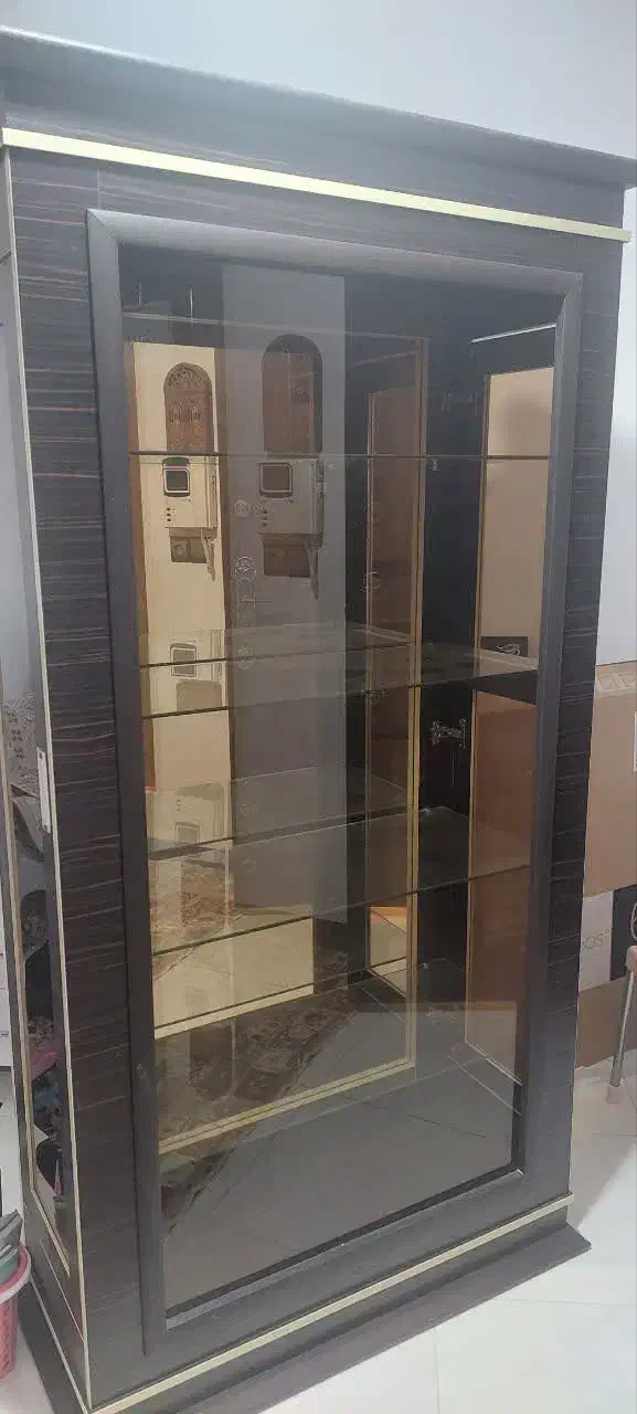 ویترین شیک و جنس عالی|بوفه، ویترین، کنسول|قم, باجک یک|دیوار