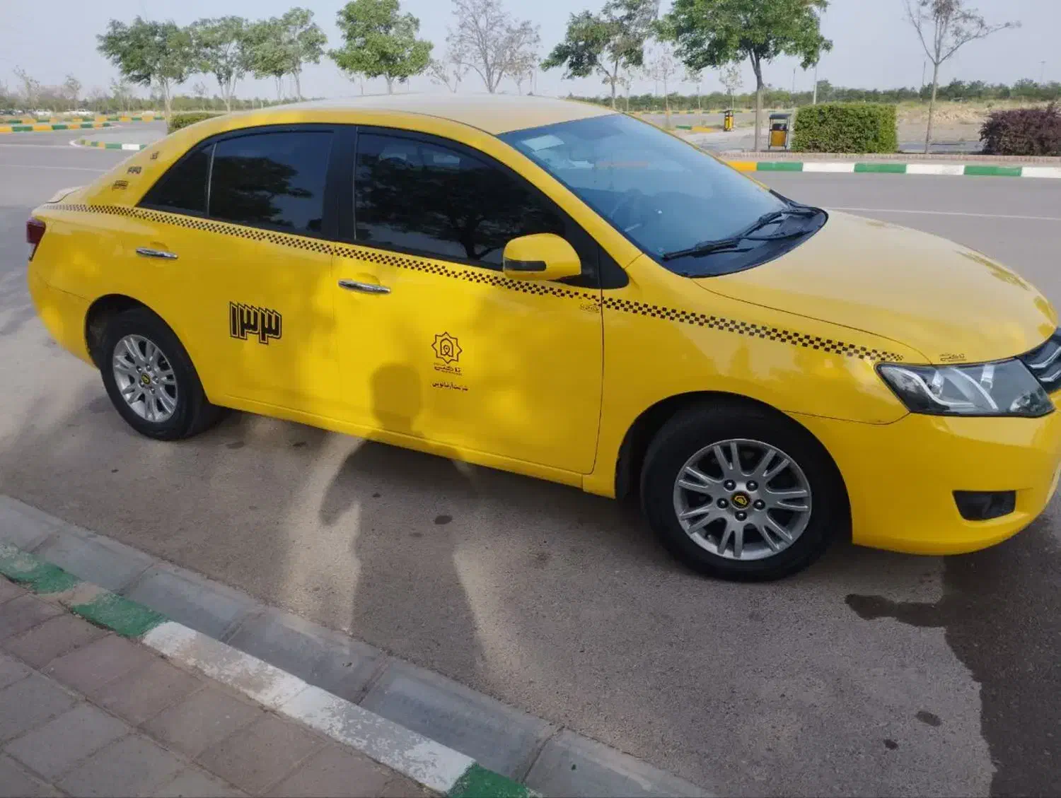 تاکسی اریو کم کار واقعی|خودرو سواری و وانت|مشهد, ادیب نیشابوری (شهرک غرب)|دیوار