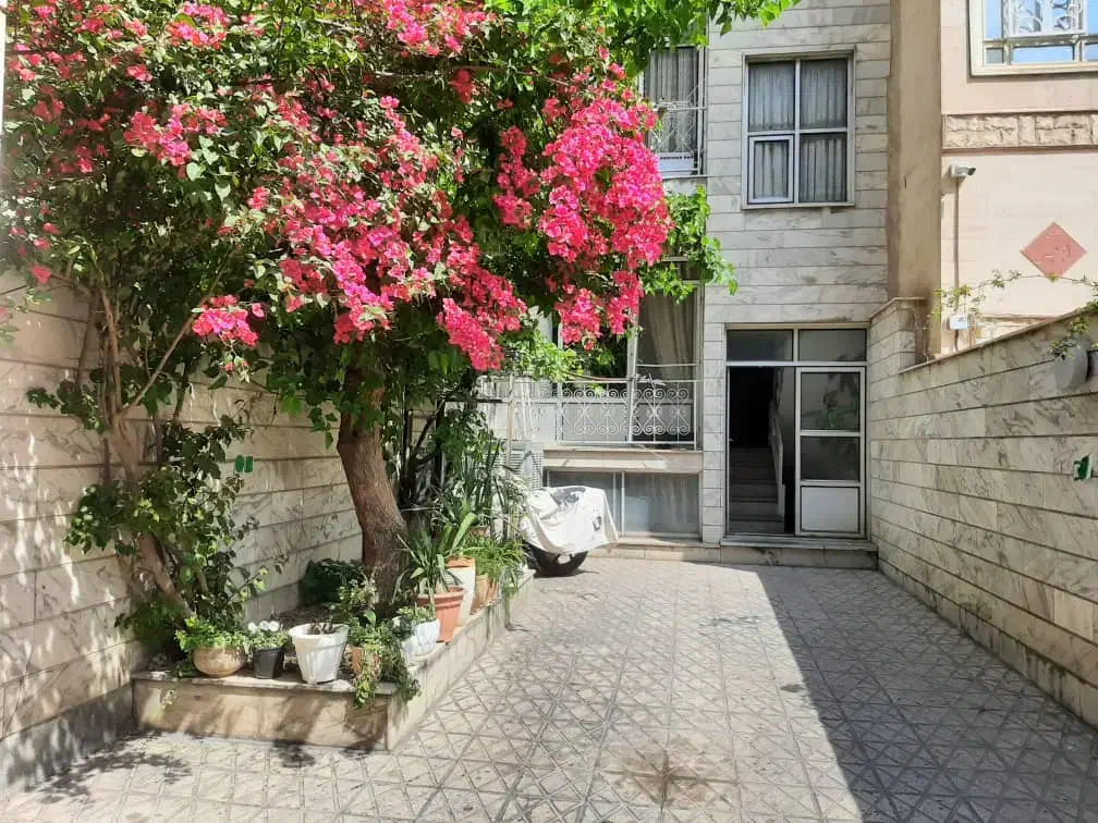 خانه 135متر پیروزی قابل سکونت|فروش زمین و ملک کلنگی|تهران, ائمه اطهار|دیوار