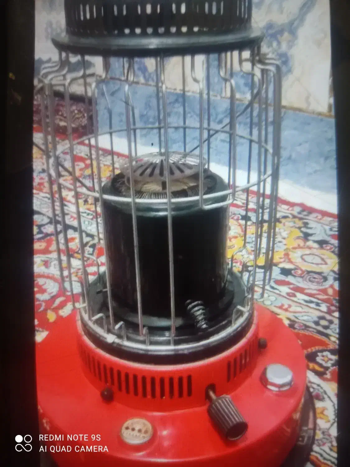 چراغ نفتی اترا و سولان سفید و قرمز|بخاری، هیتر، شومینه|زاهدان, |دیوار