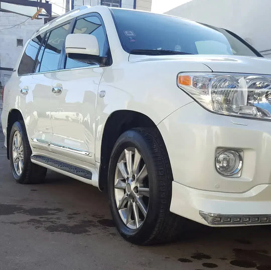 استخدام نیرو جهت همکاری در کارواش|استخدام سرایداری و نظافت|اردبیل, |دیوار