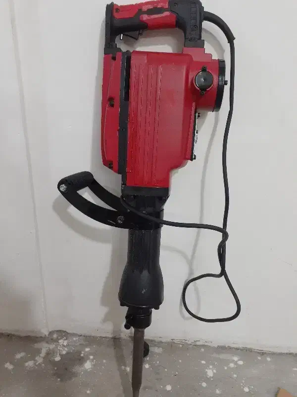 هیلتی ۱۶ کیلویی pm|ابزارآلات|مشهد, نوید|دیوار